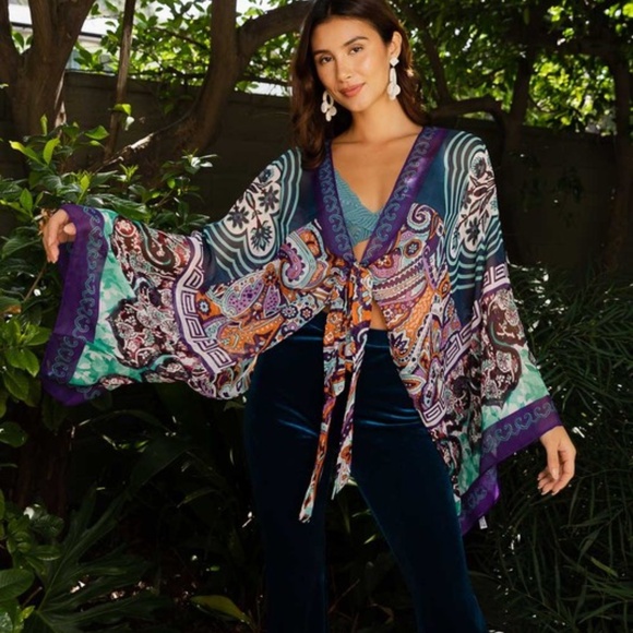 Boho Multicolor Floral Print Front Tie Kimono Wrap Top - Picture 3 of 6